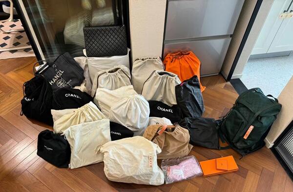 乌恰县回收奢侈品衣服.jpg